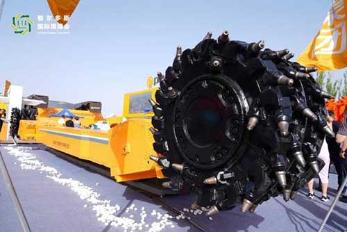 圖片6.jpg 上海創(chuàng)力集團(tuán)參展第十八屆鄂爾多斯國際煤博會(huì)取得圓滿成功(圖6)