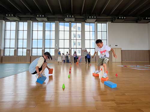 333bd581-fe84-4a3f-9a53-1b8be84478a5.jpg “繽紛童年 快樂六一”上海創(chuàng)力集團舉辦親子活動(圖2)